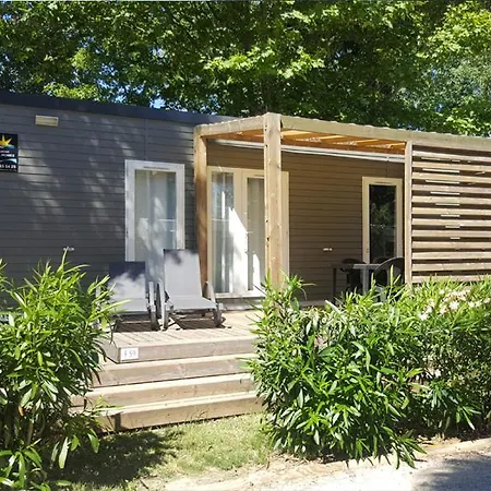 Bonnes Sur Le Le Bosc 营地